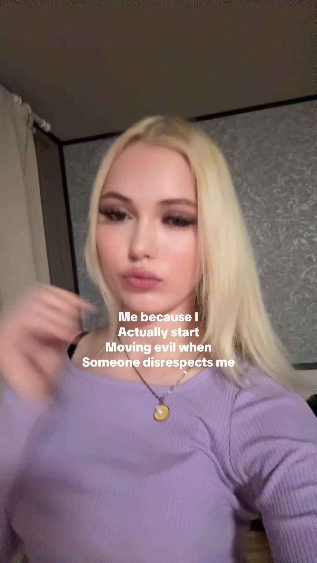 @🧛🏻