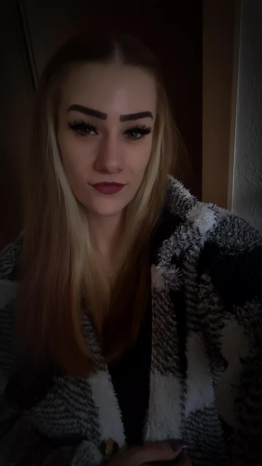 @Kiimii_x3