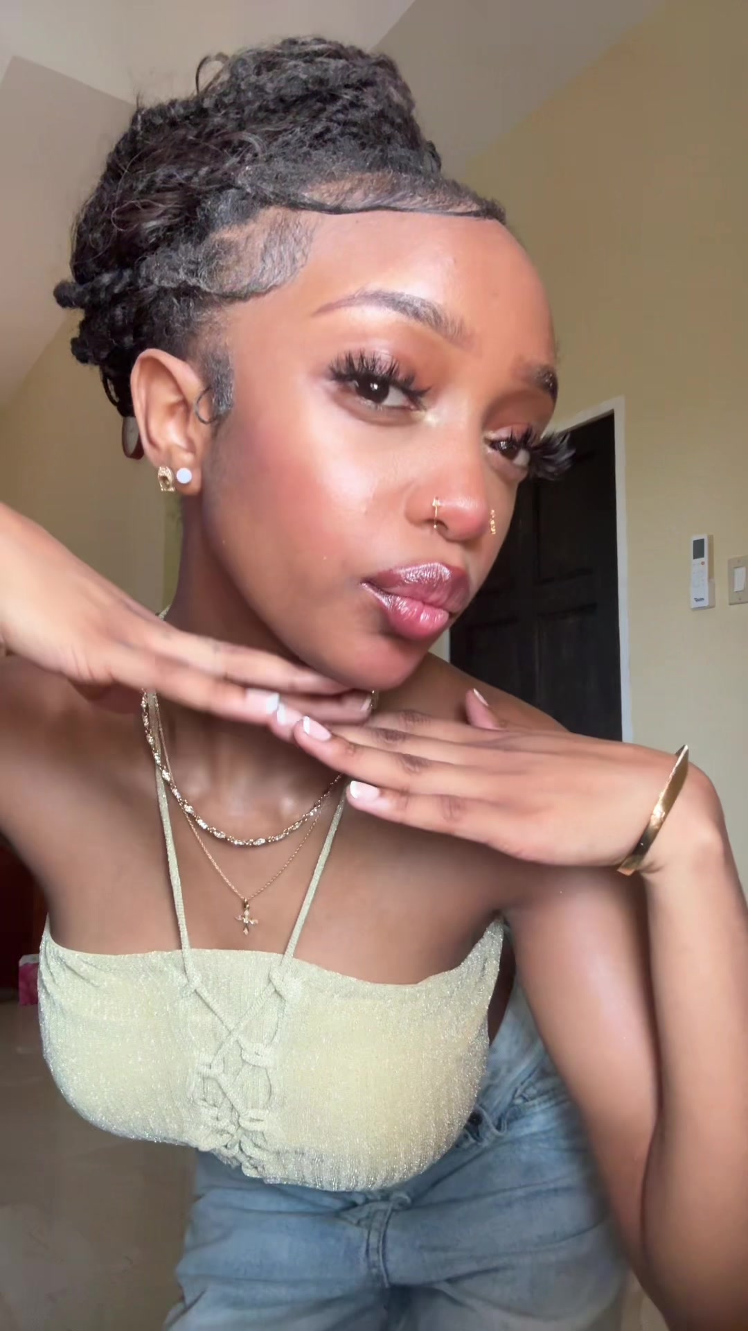 @GABBY <3