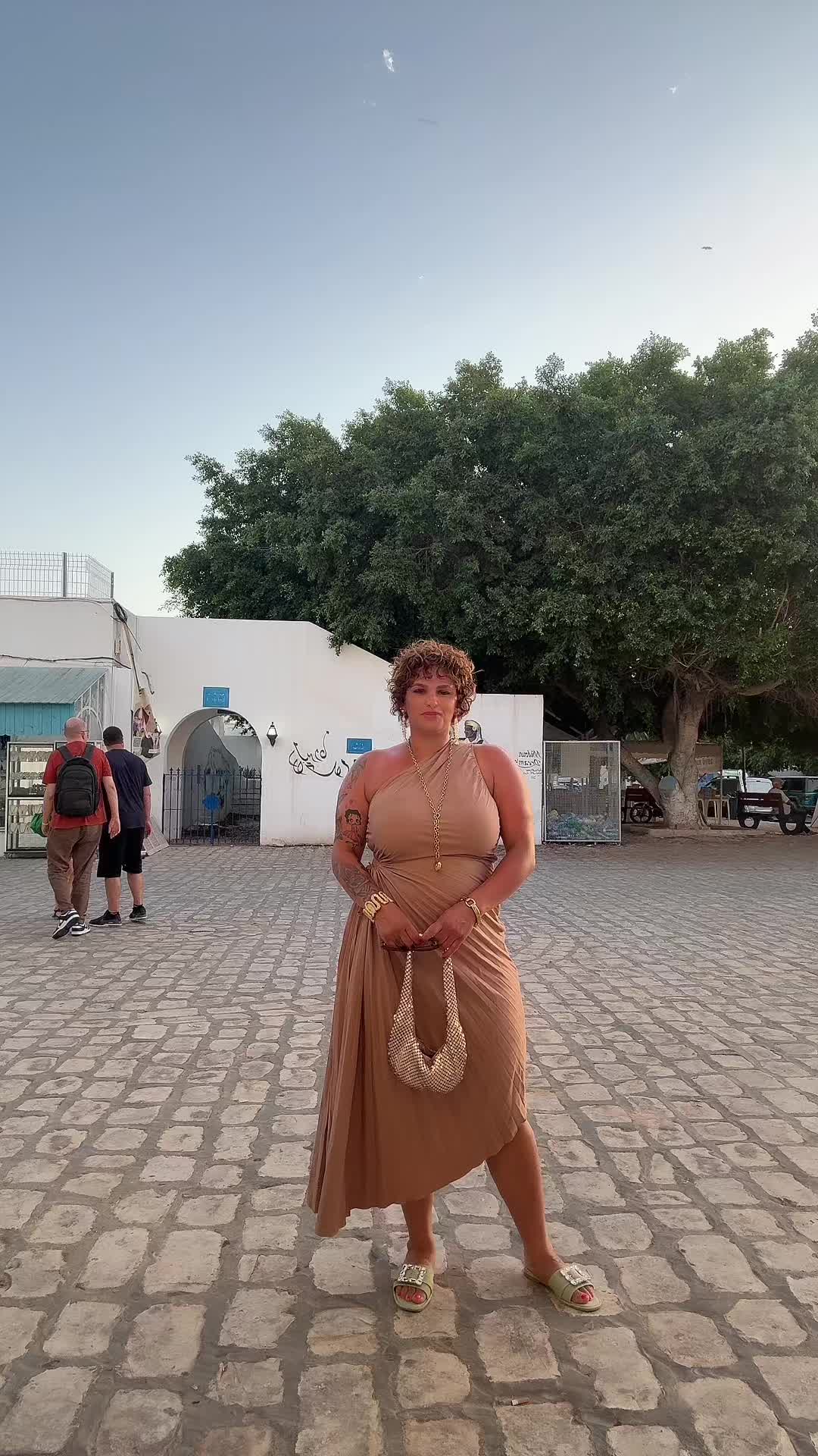 @nadia_aia