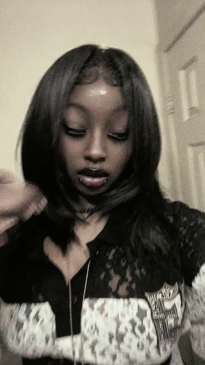 @Laila_2k21