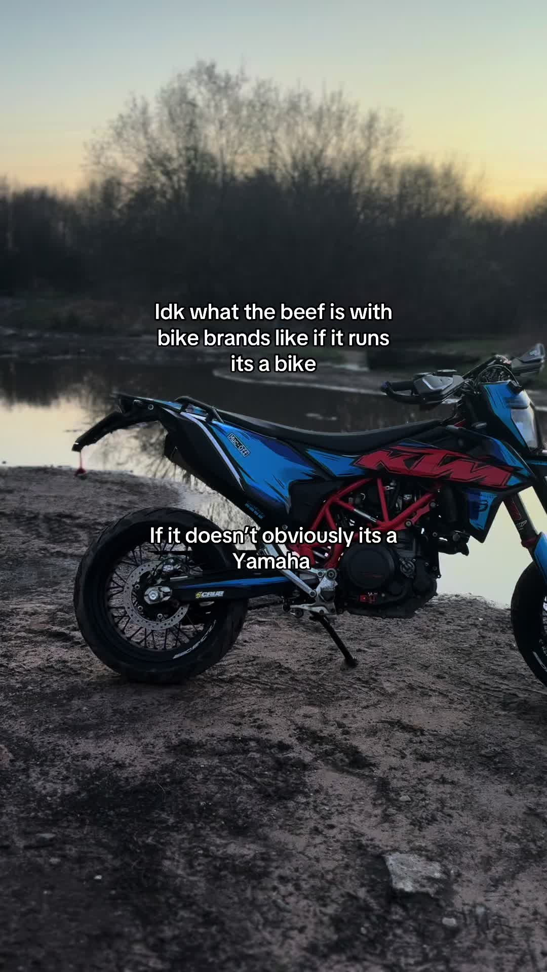 @Supermoto_Ash