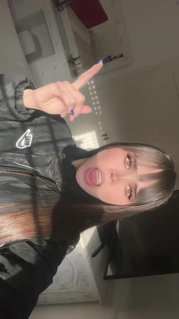 @Zai