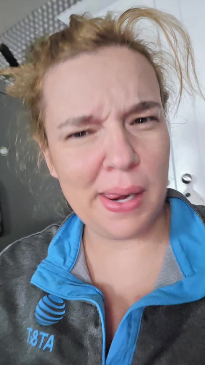 @sammiejbeebe