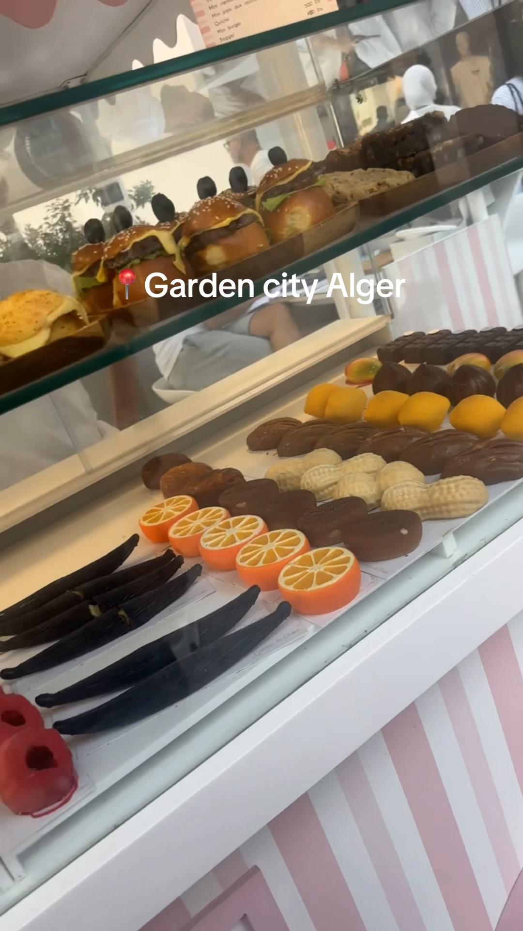 @Mina à Alger 🇩🇿