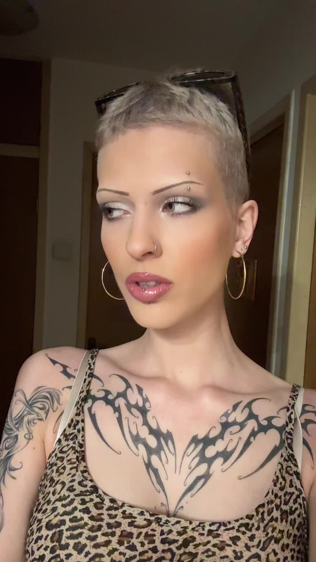 @alexiazehn