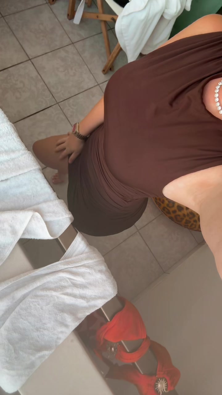 @👸🏼