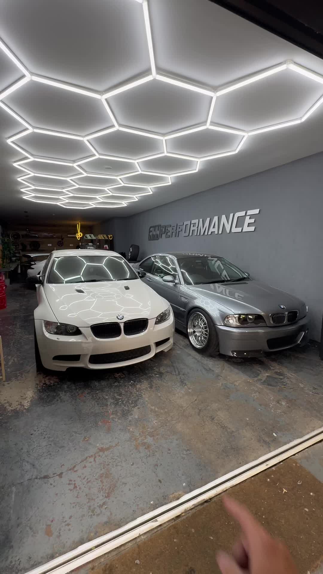 @R44 Performance
