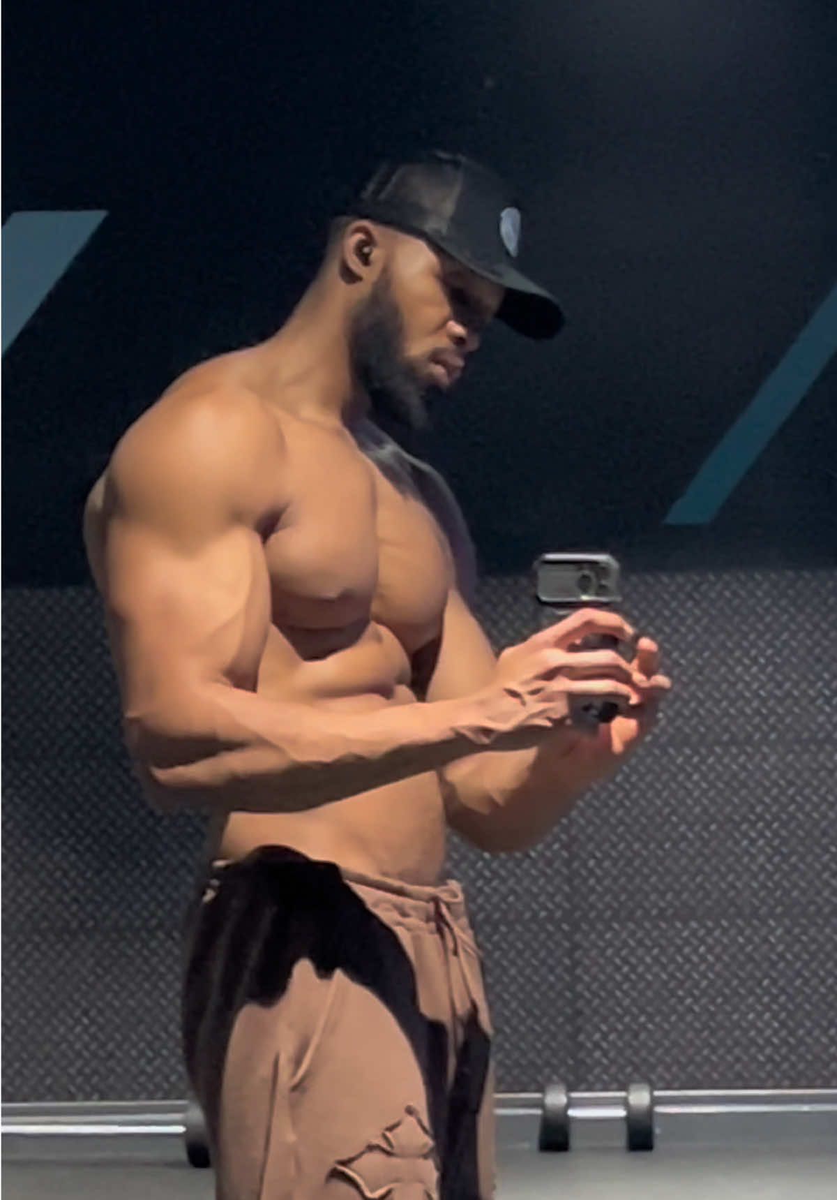 @HWRFITNESS