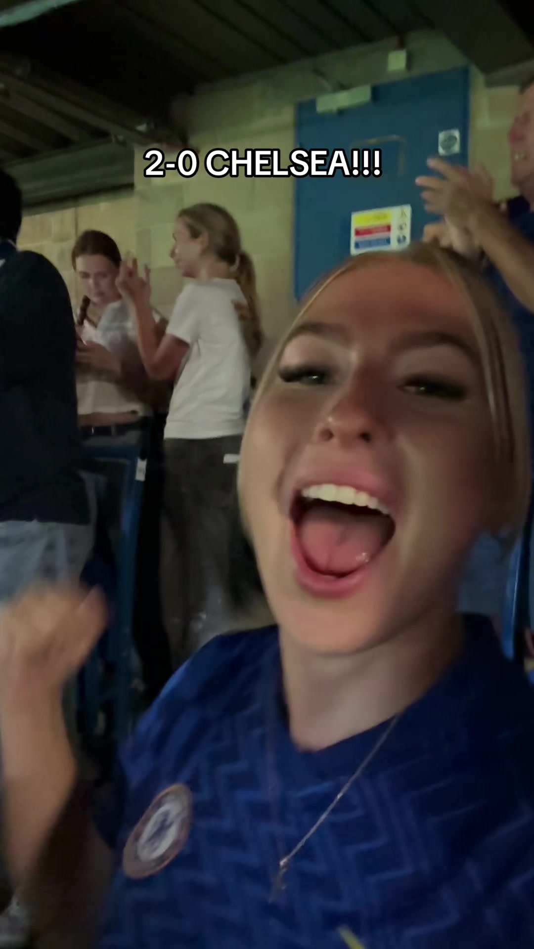 @astridwett