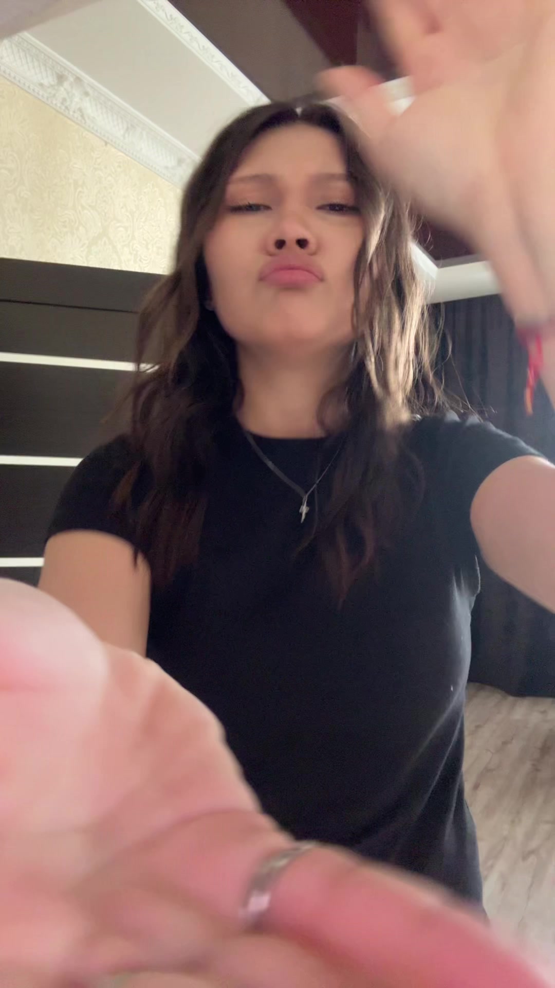 @LI