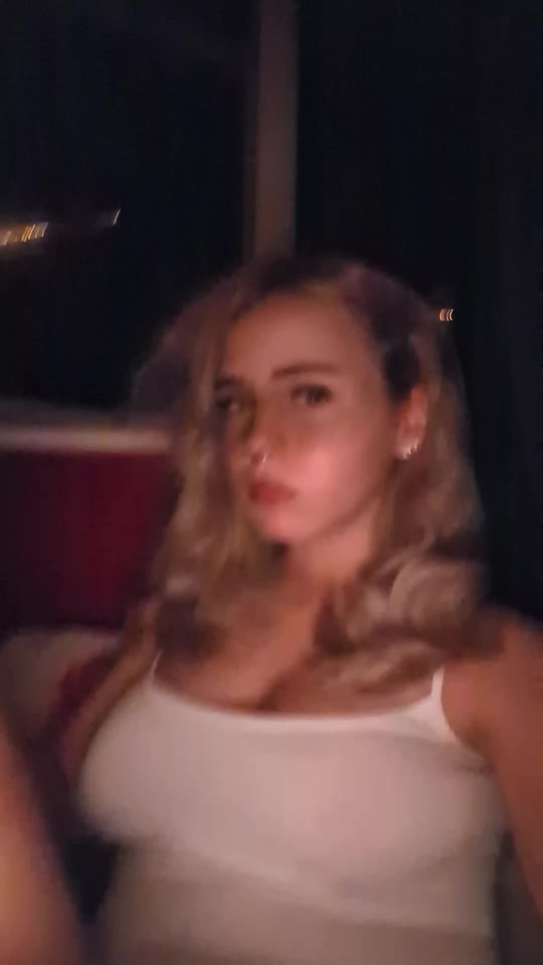 @holls🤍🪽