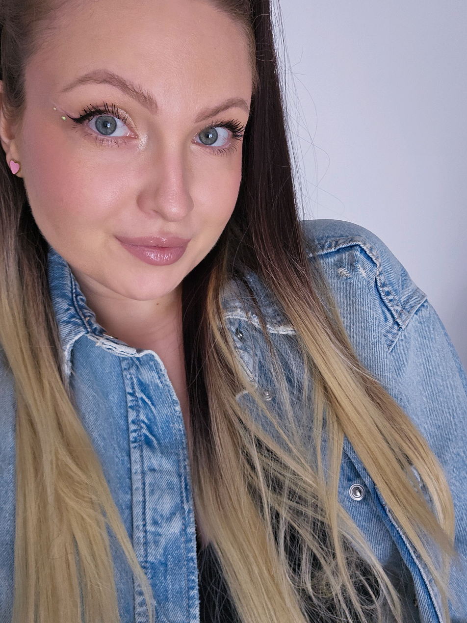 @Monika Mikoo💋