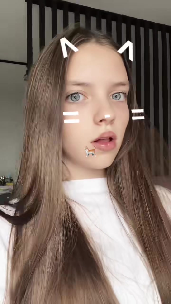 @xZz🫰🏻
