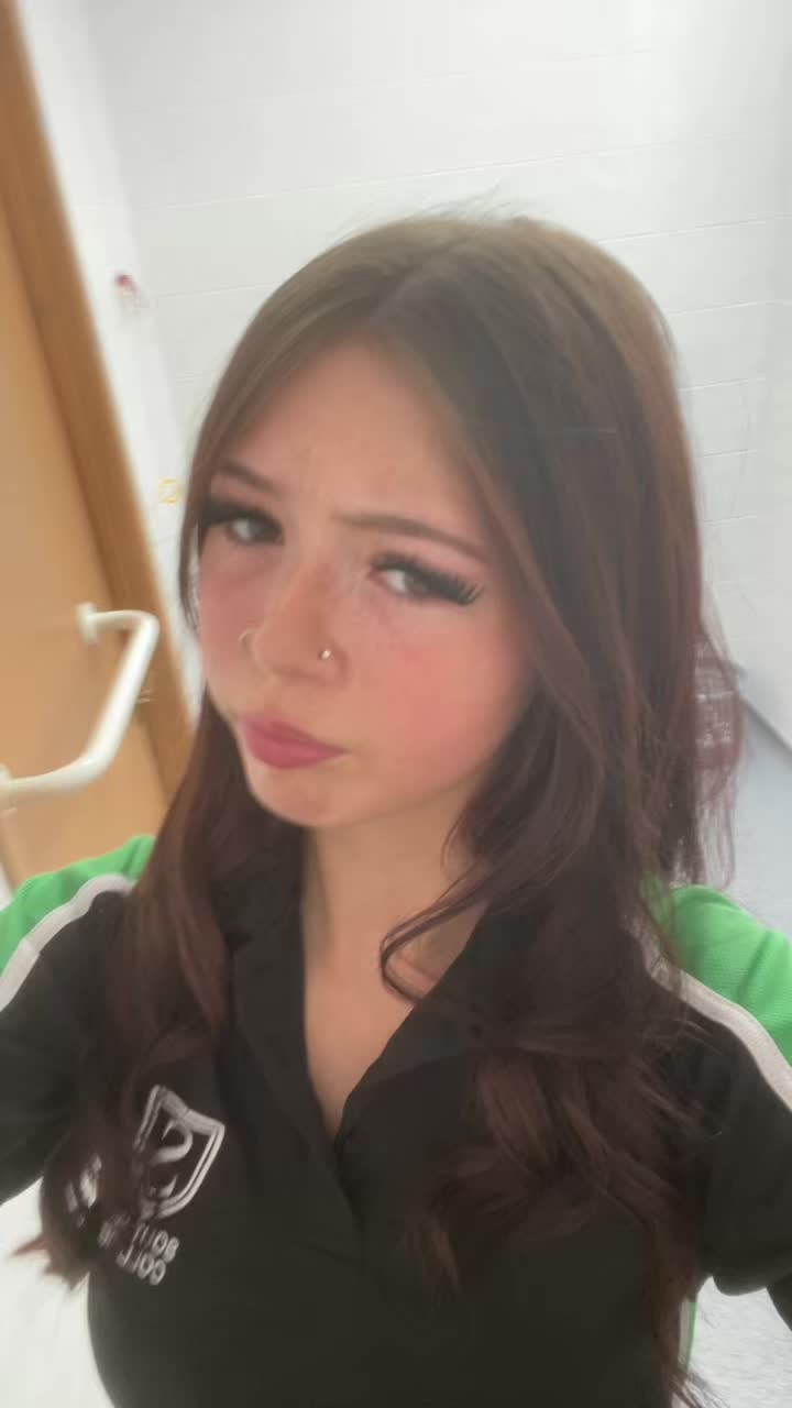 @𝐬𝐩𝐚𝐦🍃