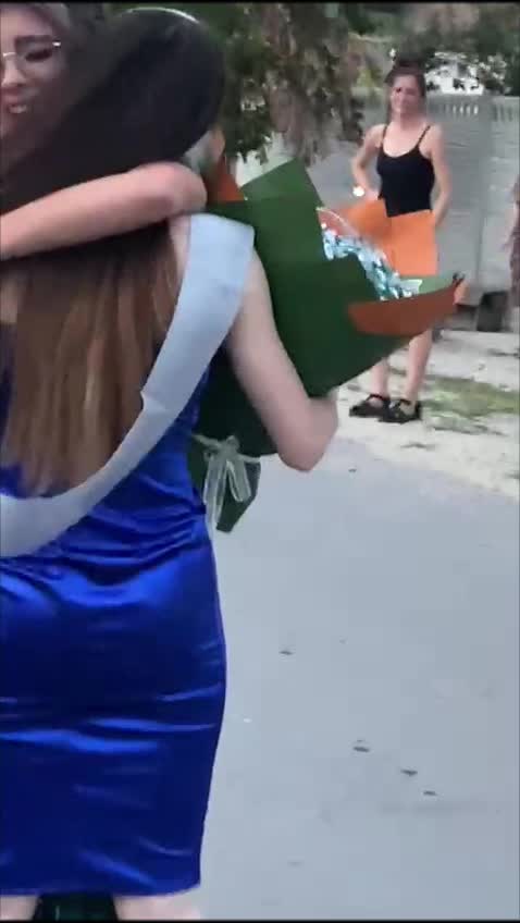 @Ana