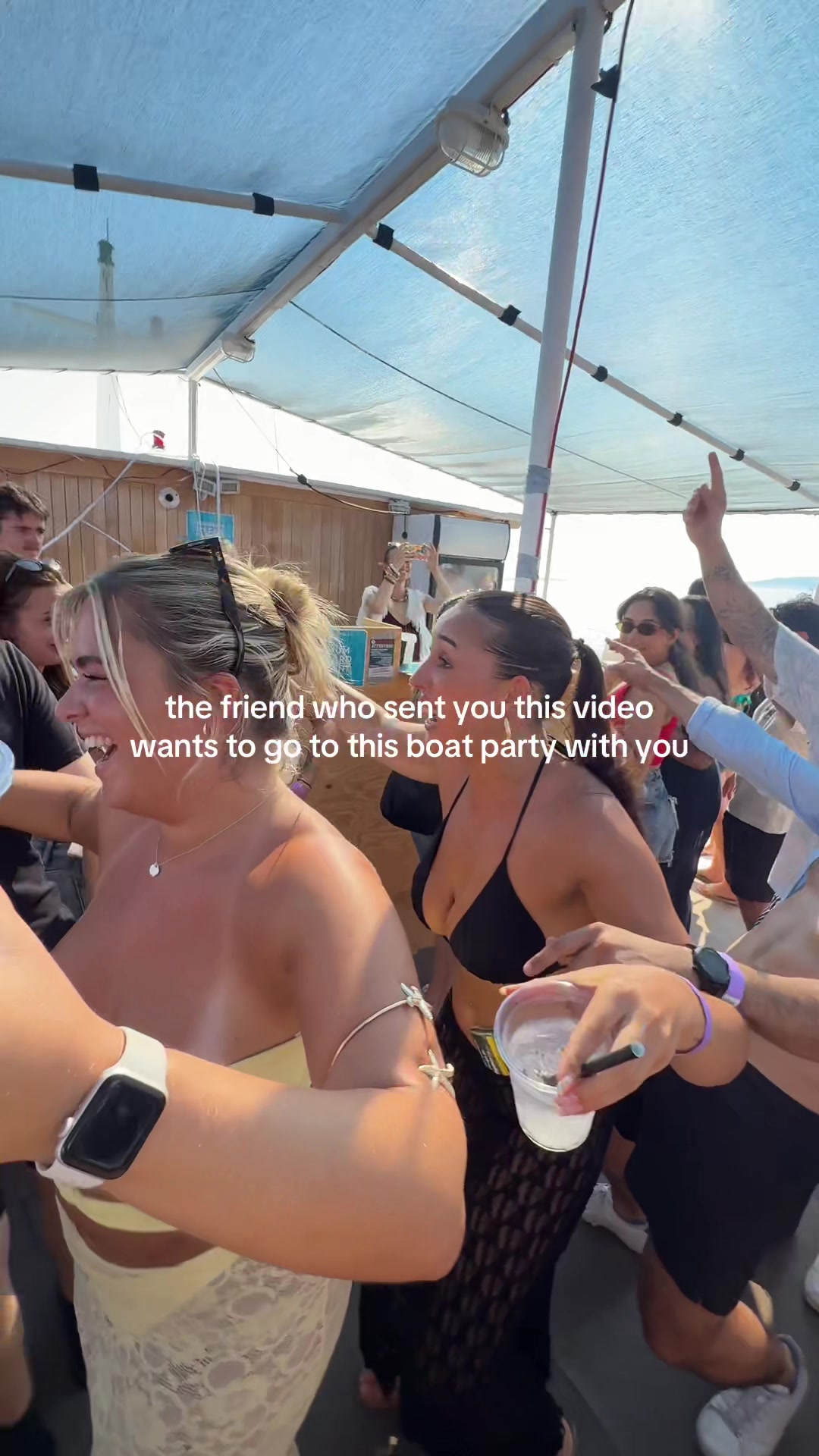 @Out To Sea - Split Boat Party