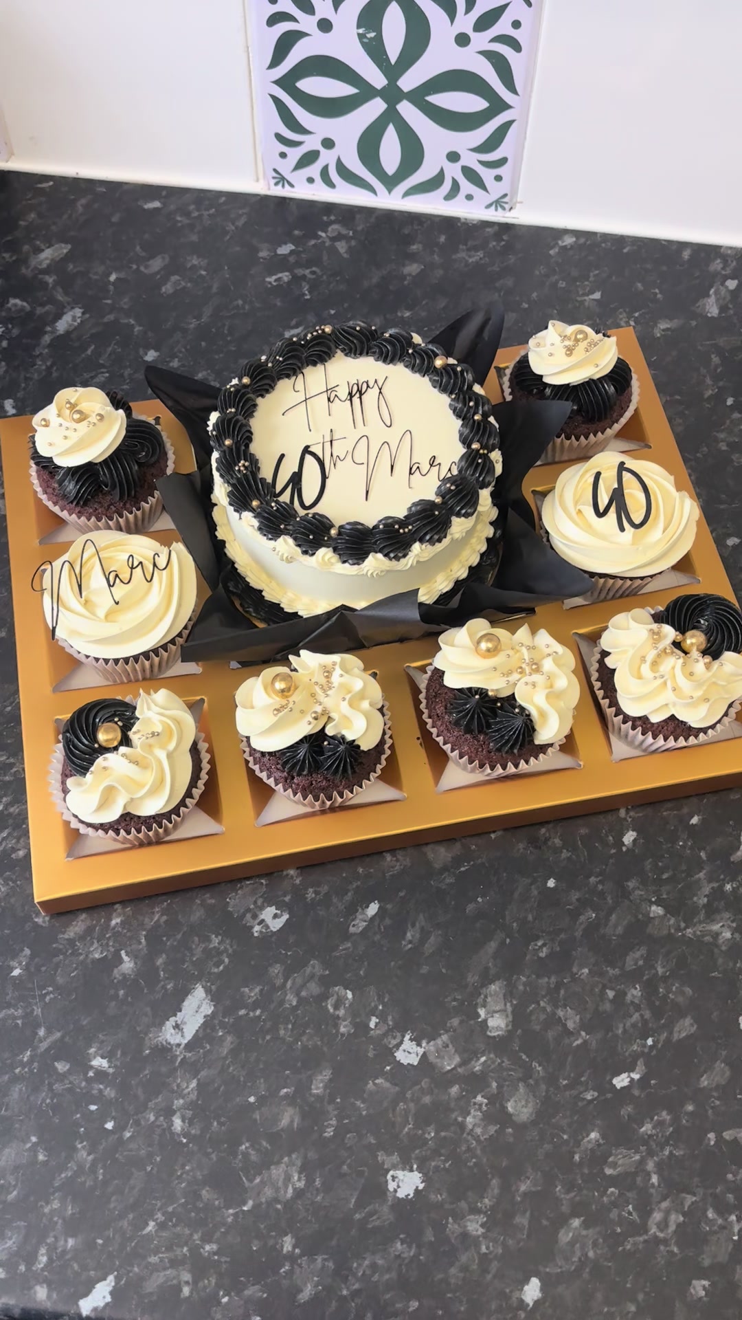@The Cupcake Lassie