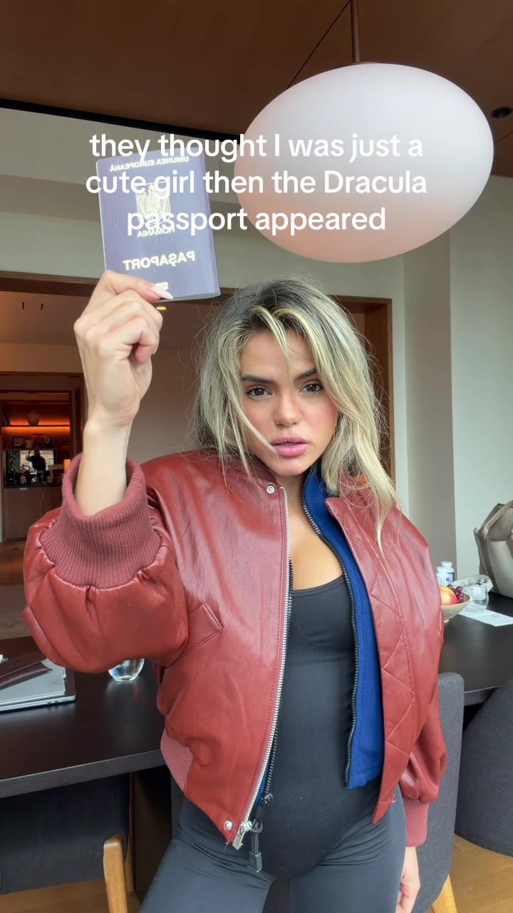 @AnaMarie