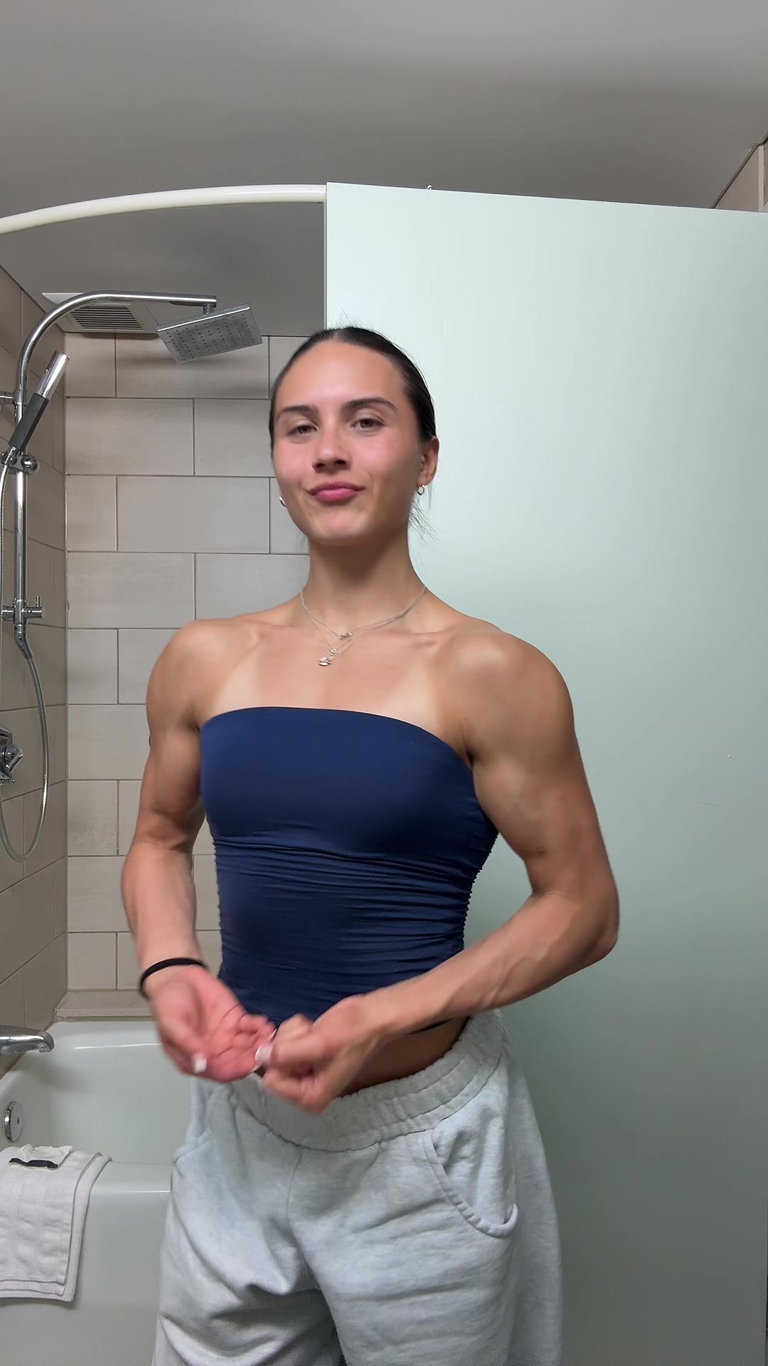 @GIANNA🤍 | IFBB Bikini Pro
