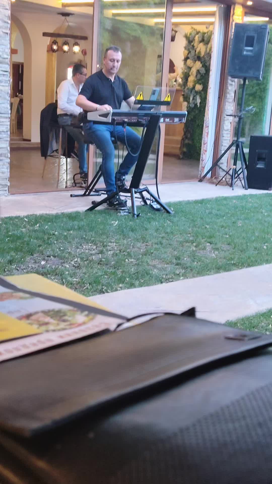 @j_o_k_e_r_a