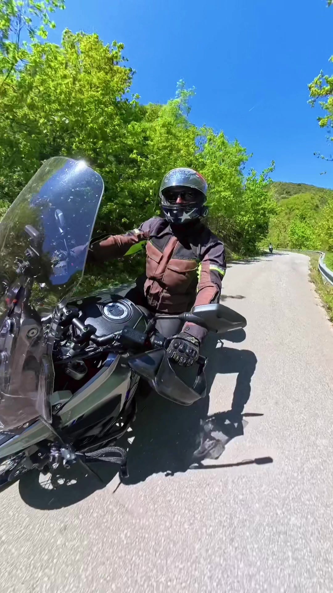 @Alex_vstrom_rider