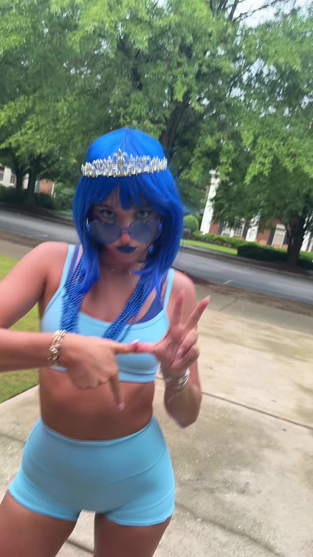 @ashtonbatiss