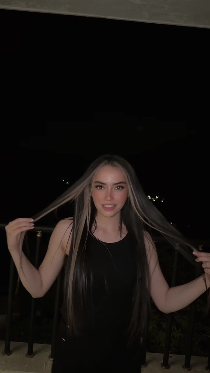 @Niayesh Khanian