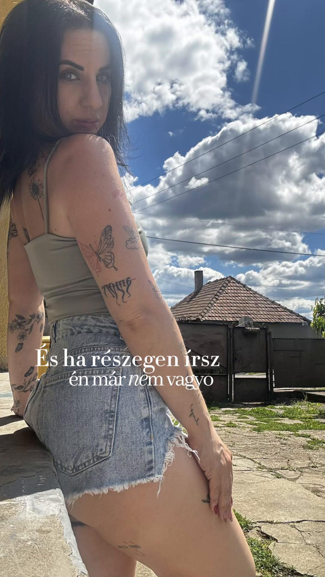 @Alexandra Farkas