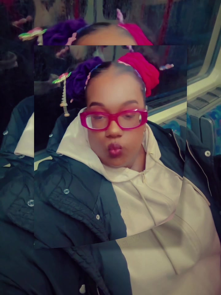 @🇩🇲Vassie Pinkz🇨🇻🇬🇧