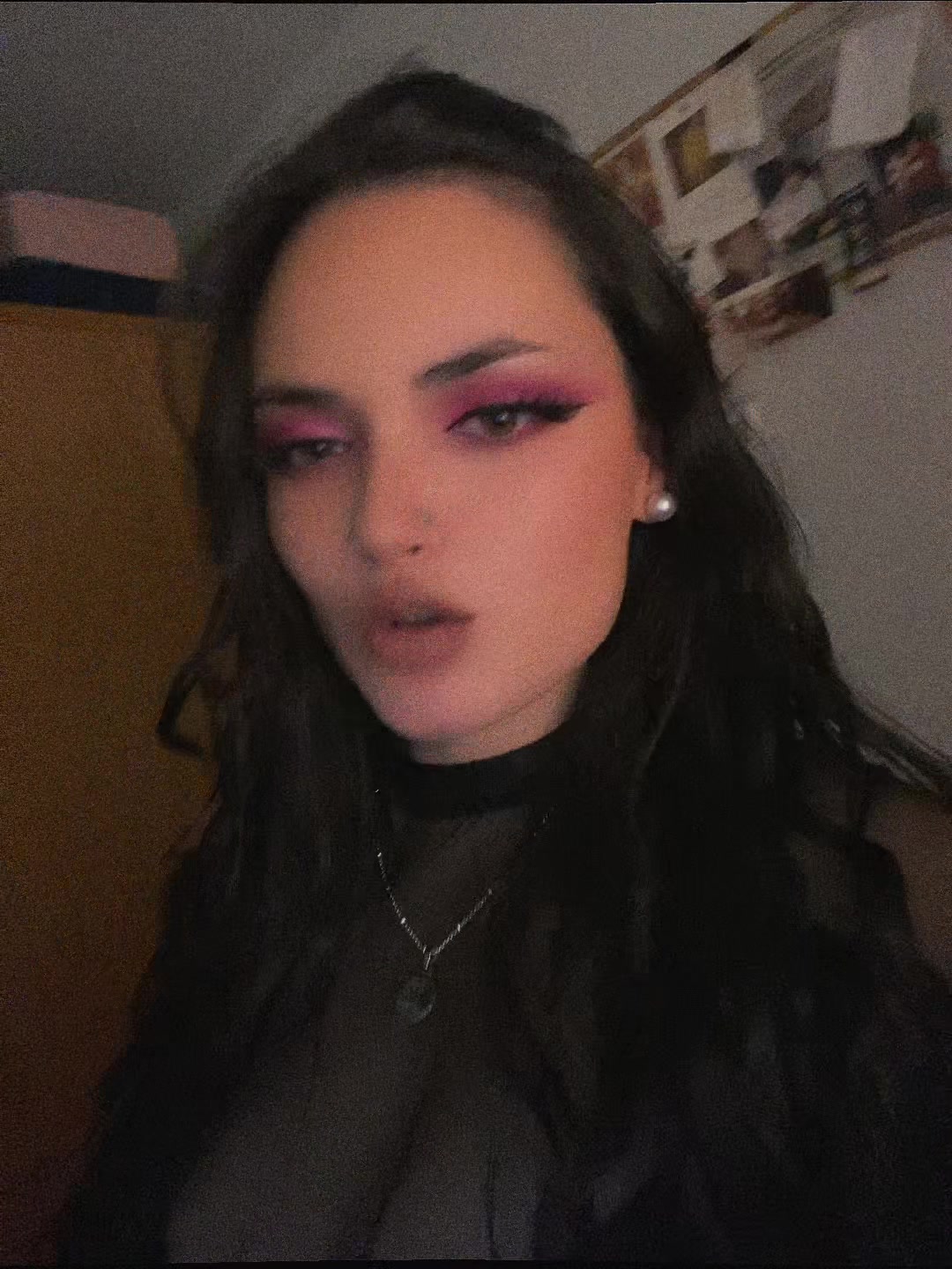 @🦊