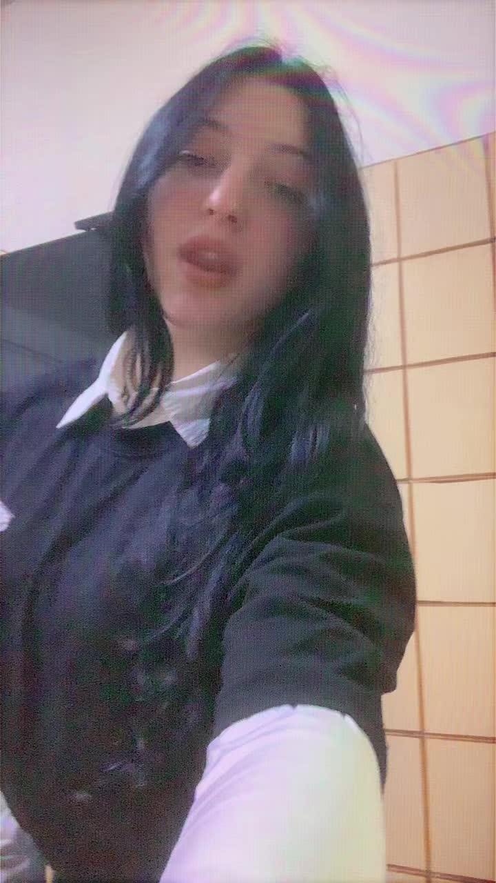 @Carla