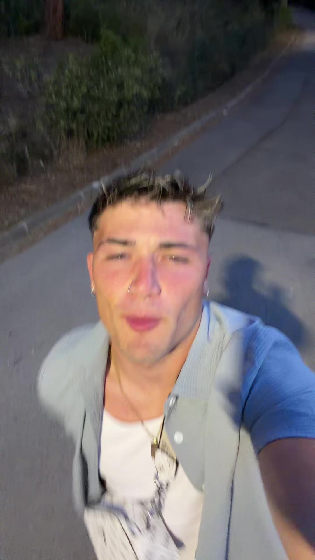 @Peterangori