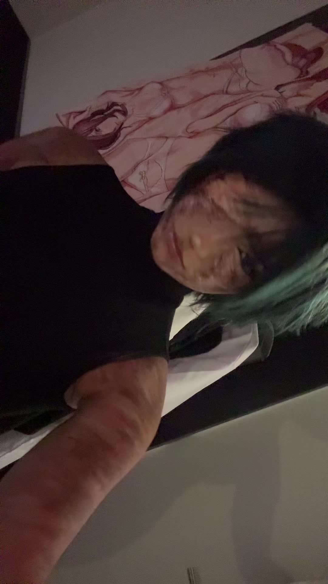@lara >_<