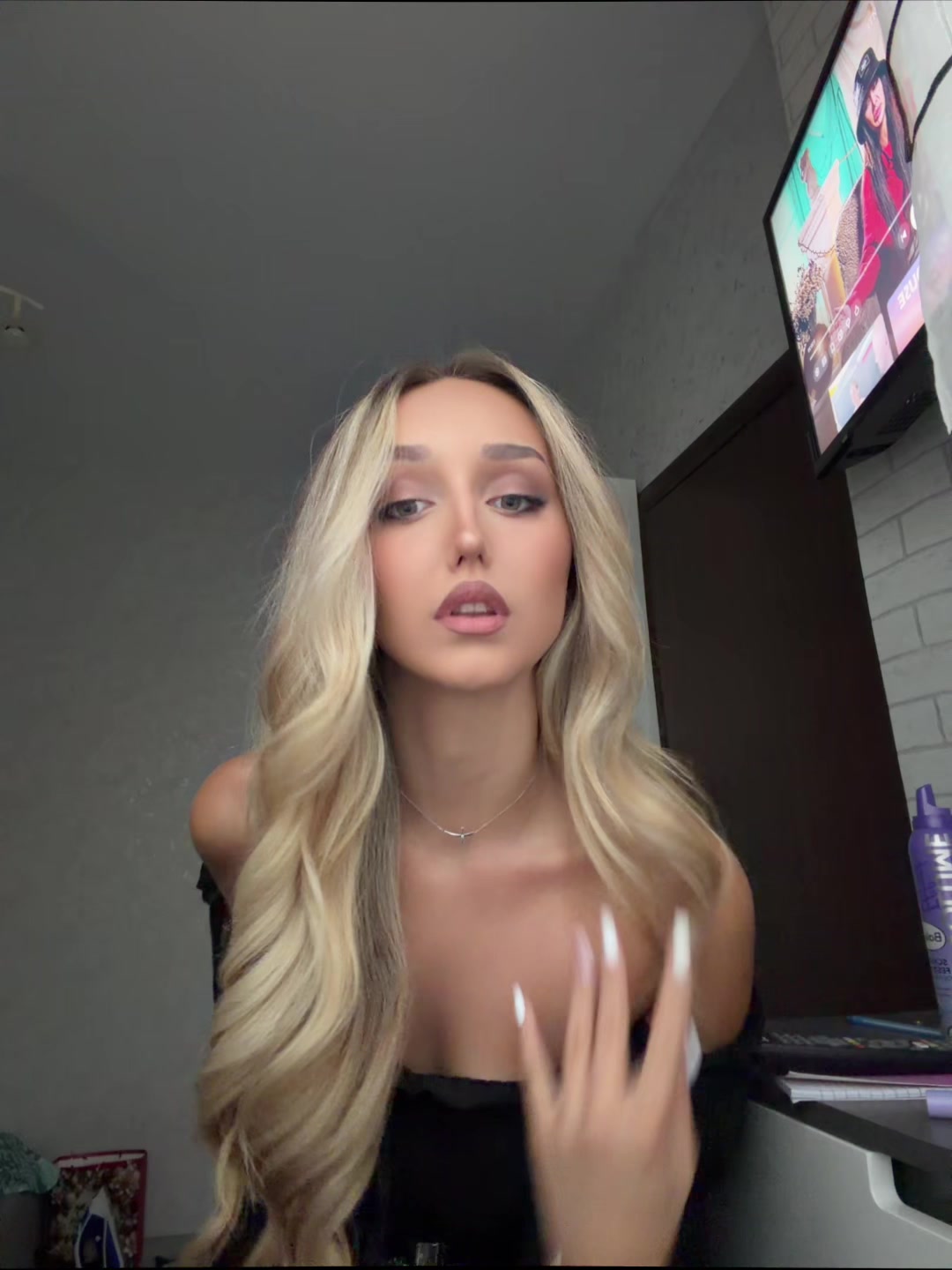 @natalie