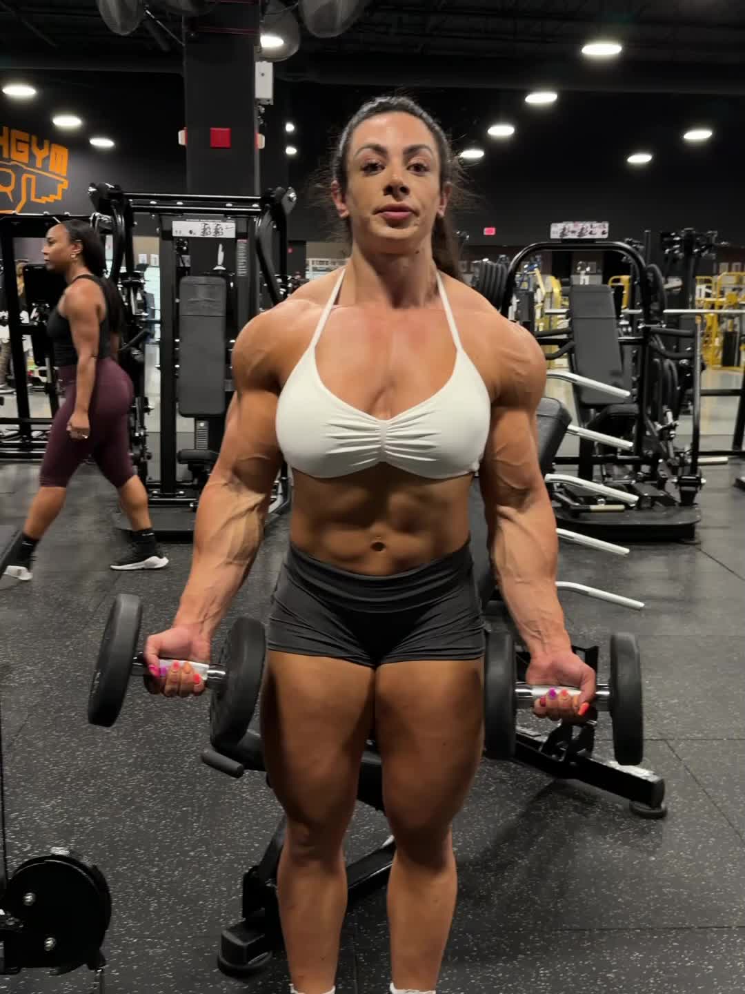 @musclegirls