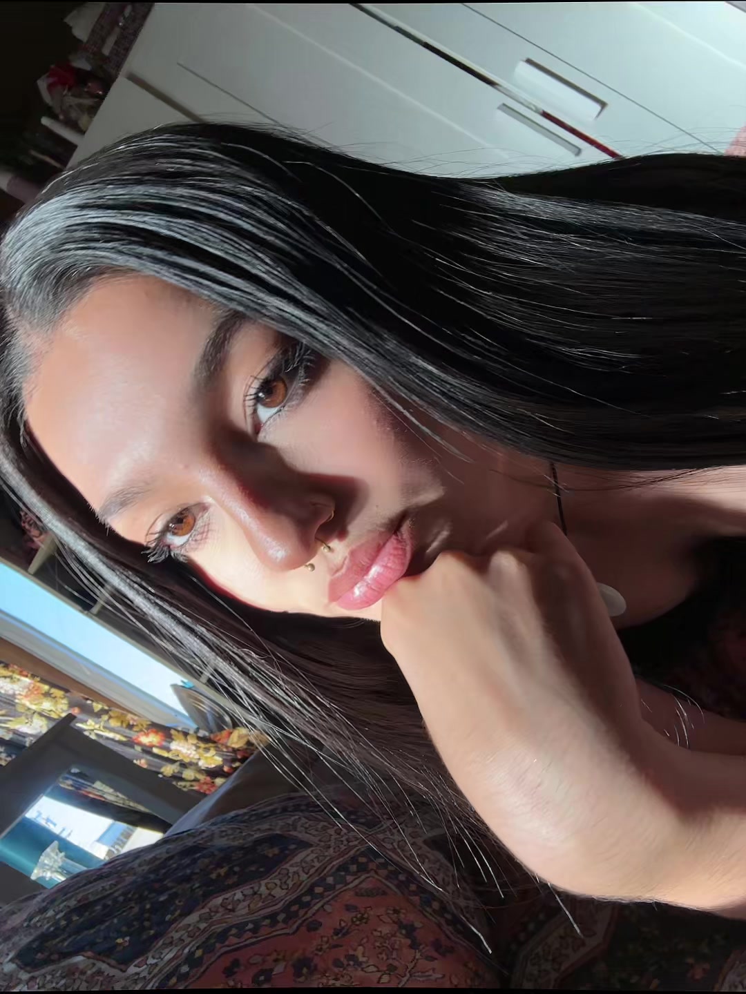 @༂