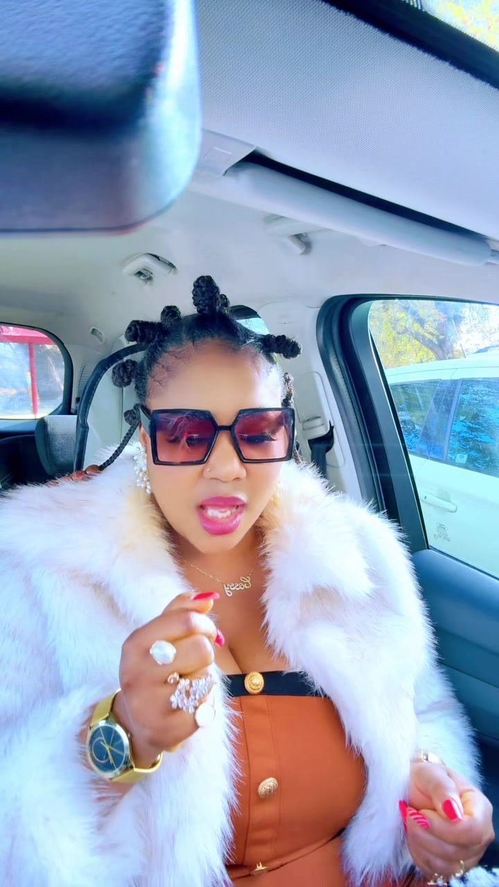 @Libra QueenCossy👑🇬🇧👸👸👸