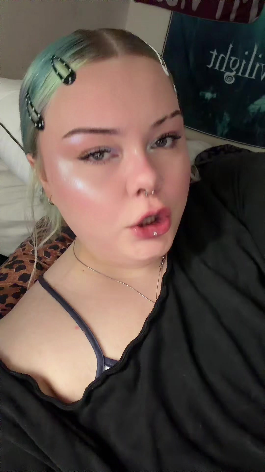 @Meganlove777