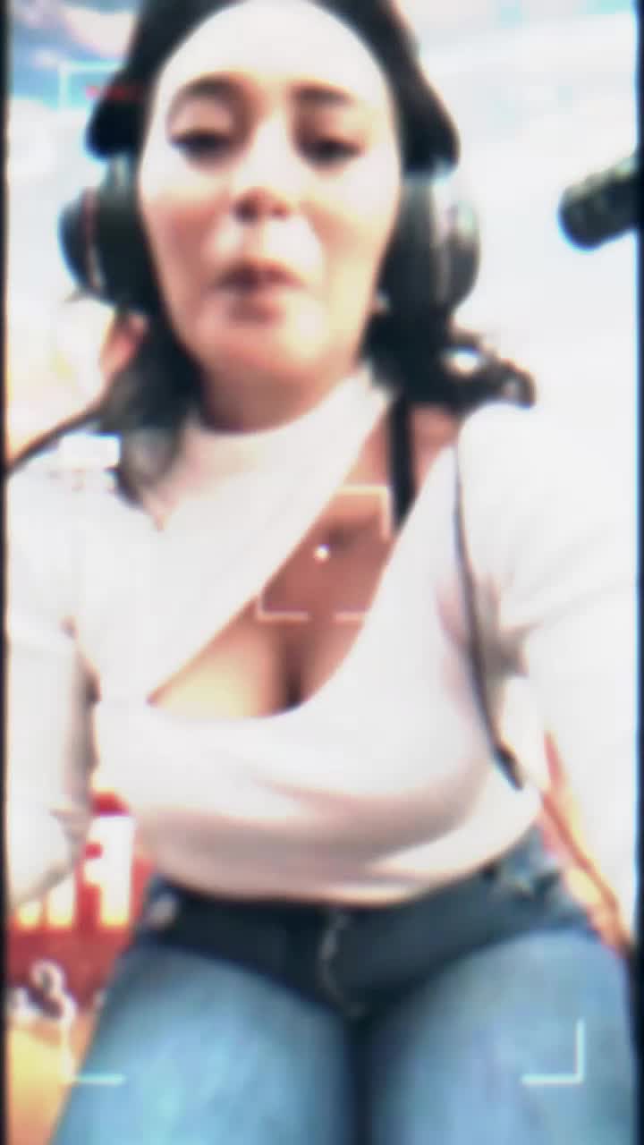 @Vanessa🦄
