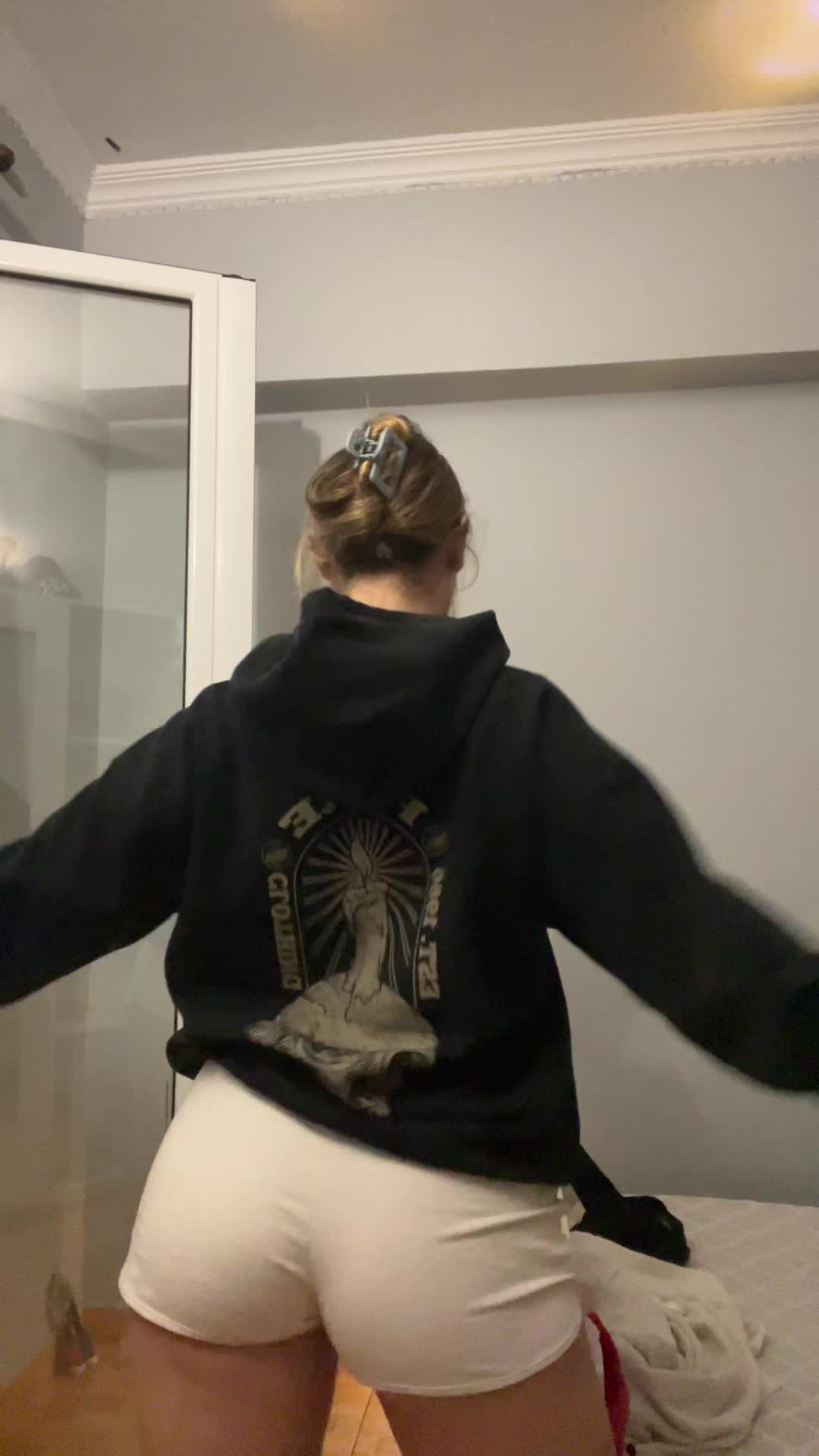 @aphrodite.rokouu