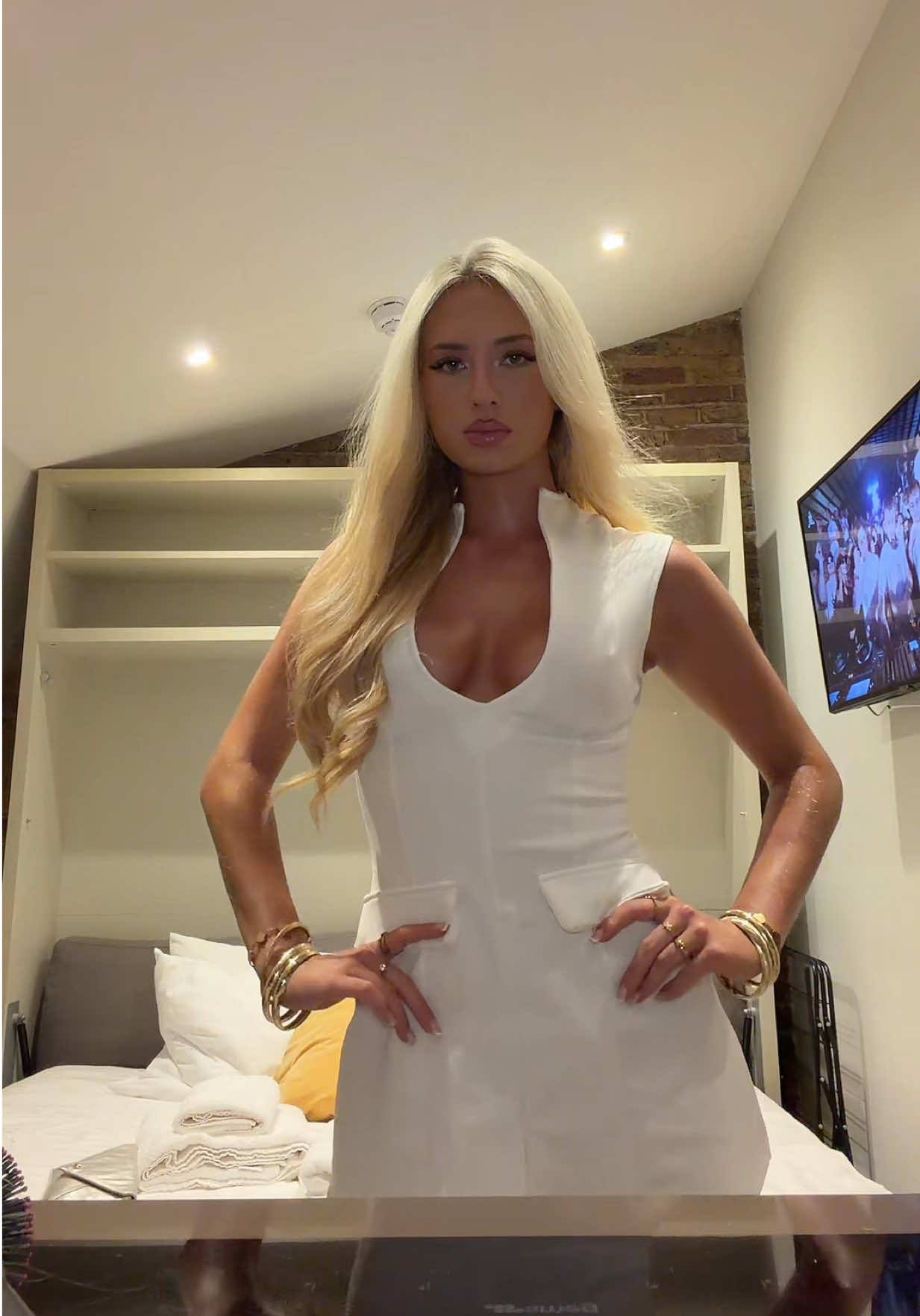 @BelleRosieHoward★