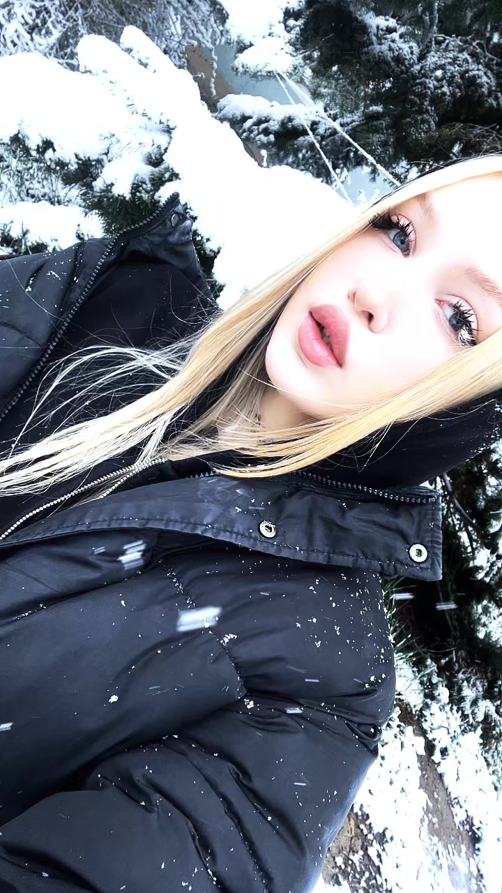 @🖤
