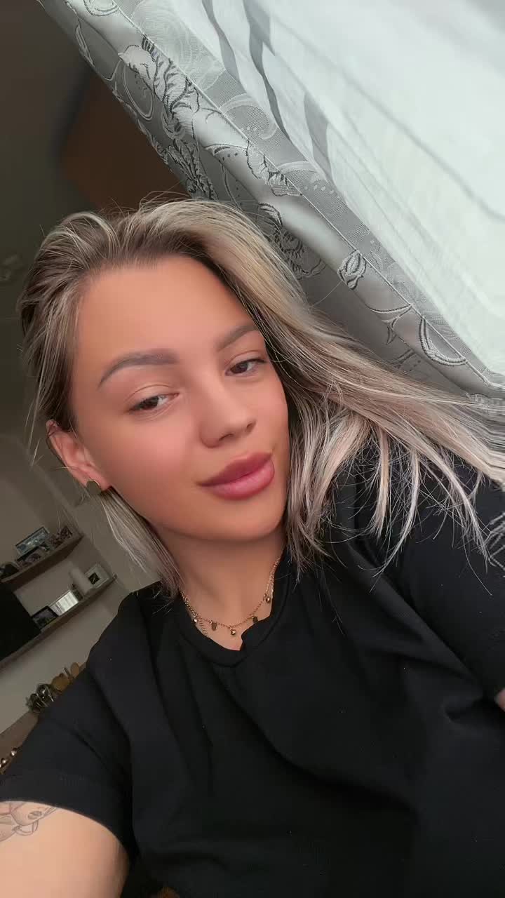 @M_Ella_24🦋