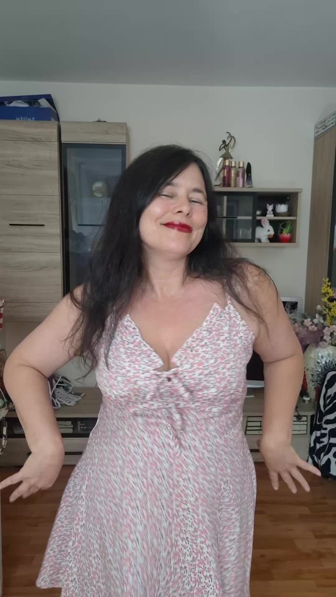 @Mirela50
