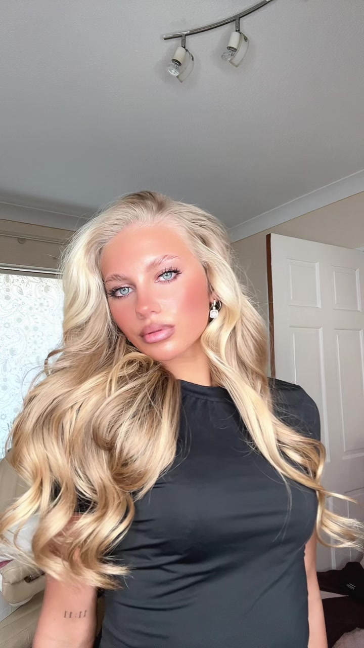 @vanesacalx