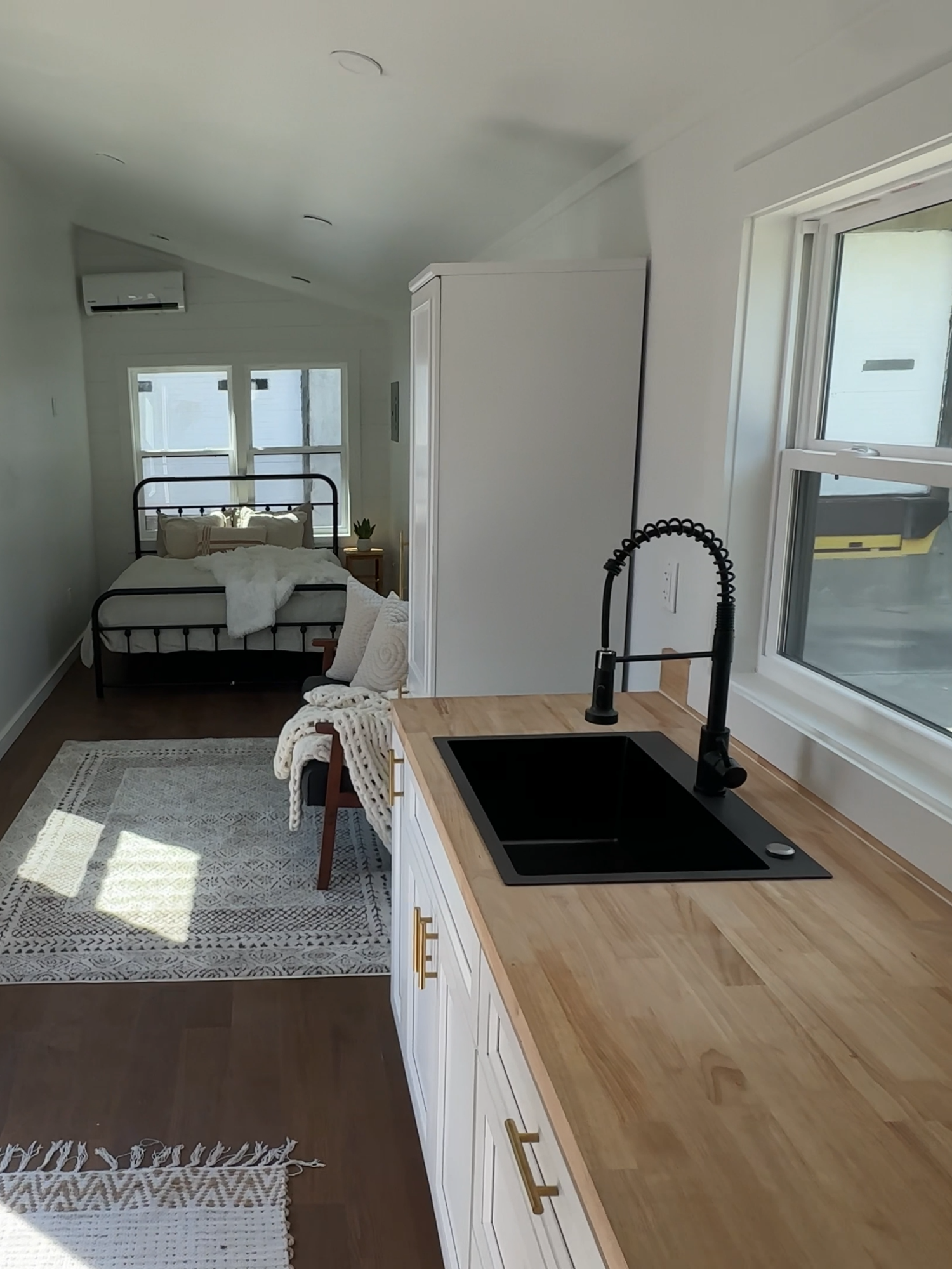 @tinyhouselistings