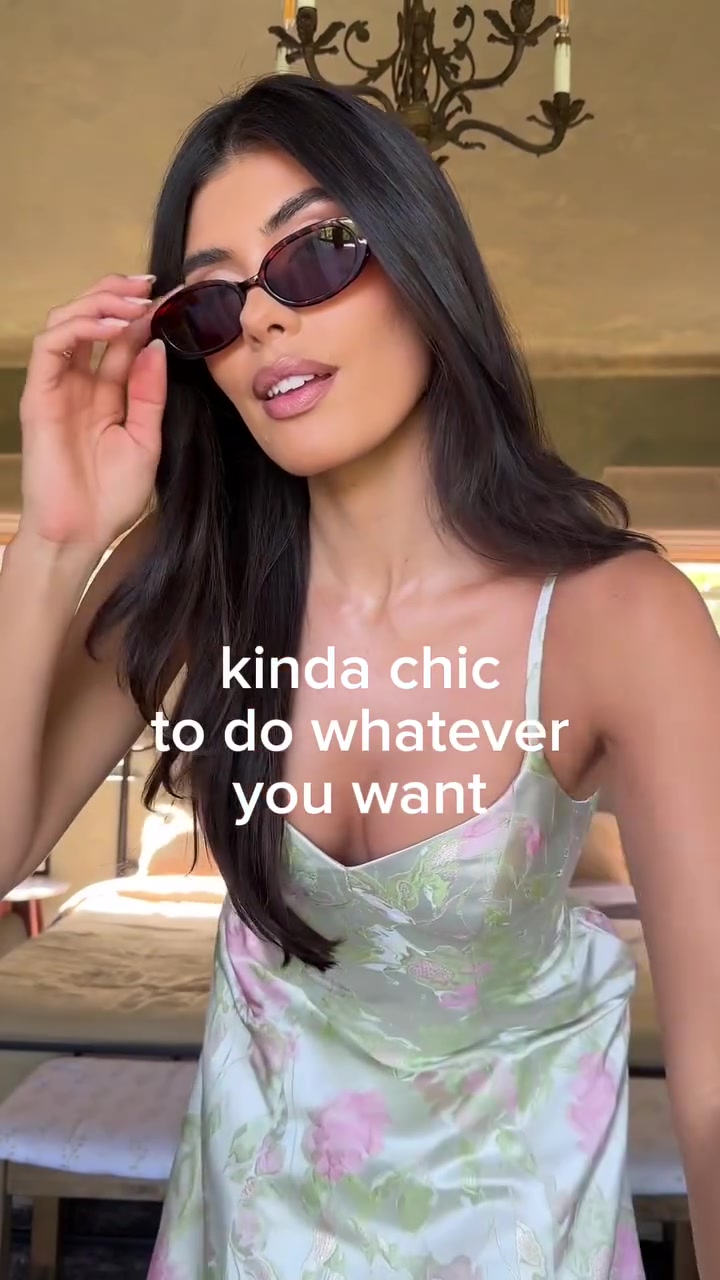 @Azazie US