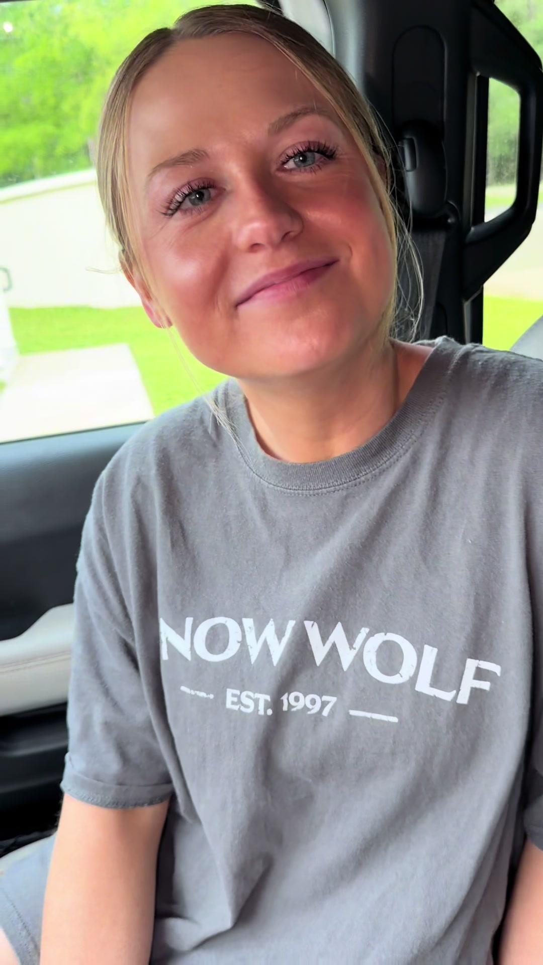 @Miss_Snowwolf_jku