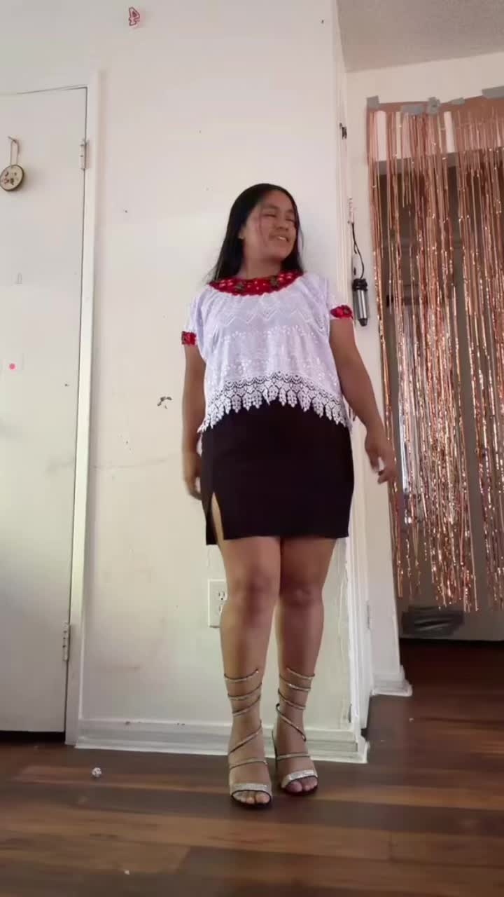 @Reina Maya